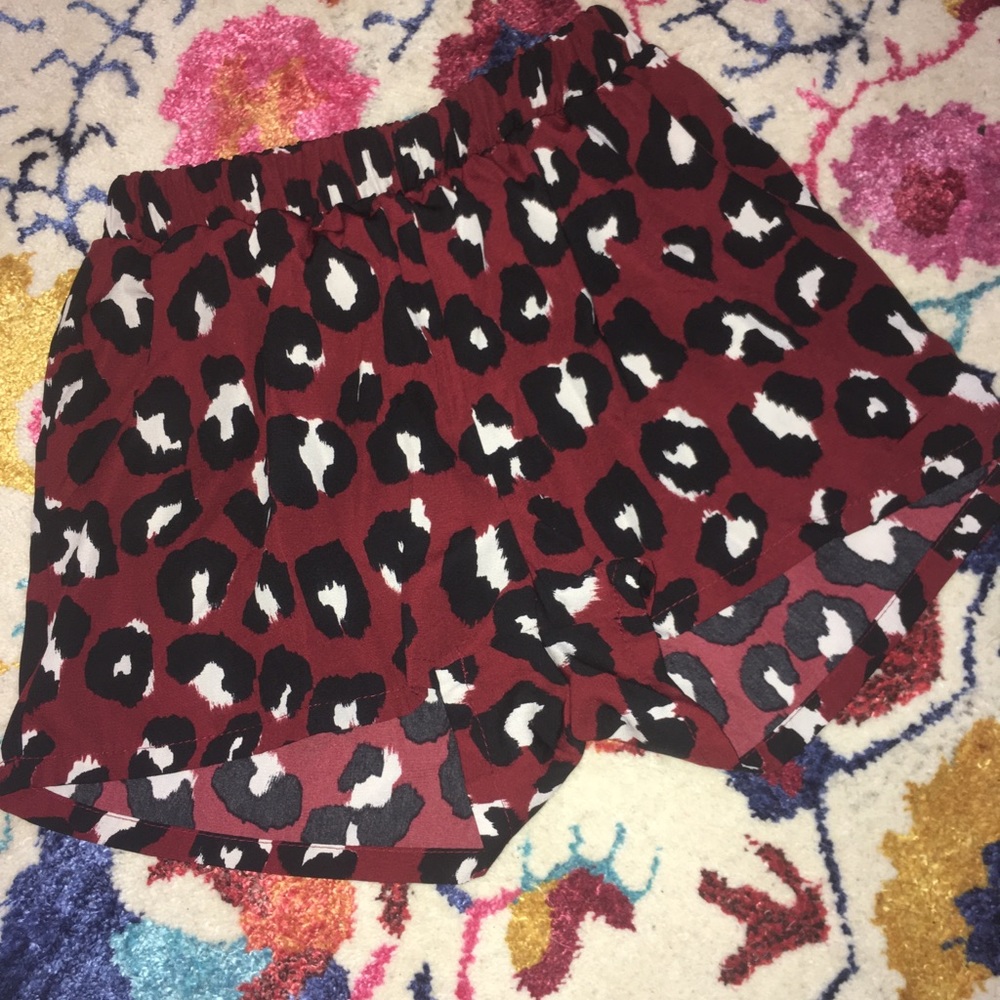 Boutique burgundy/garnet cheetah shorts